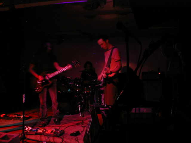 sinombre : 2001 11 08 : kimo's : sf ca : 04