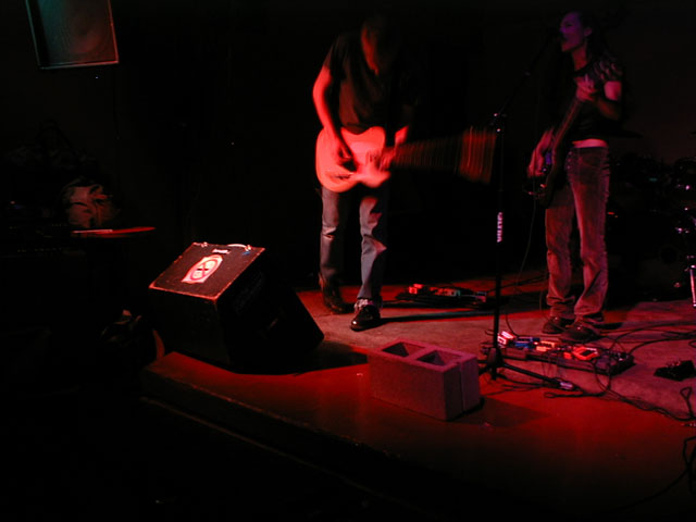 sinombre : 2001 11 08 : kimo's : sf ca : 06