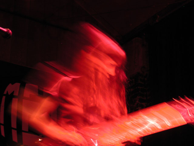 sinombre : 2002 10 24 : the metro : 04