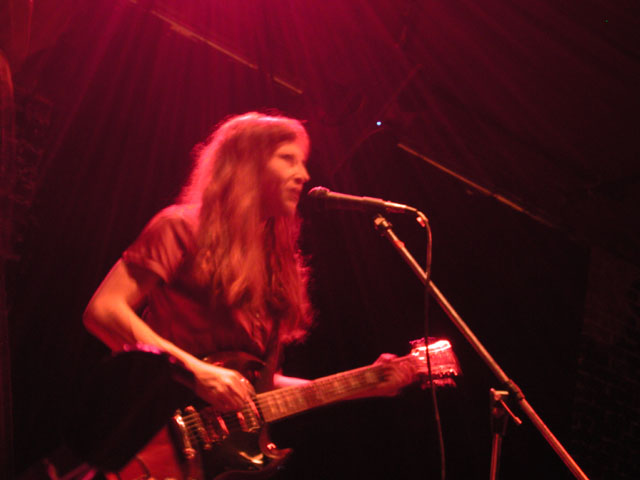 sinombre : 2002 10 24 : the metro : 08