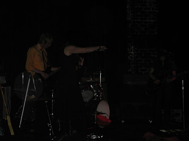 sinombre : 2002 10 24 : the metro : 12