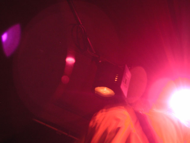 sinombre : 2002 10 24 : the metro : 28