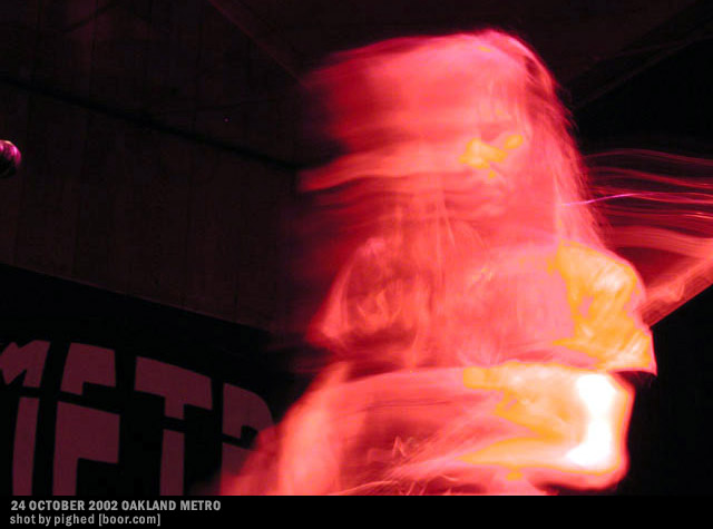 sinombre 11 2002 10 24 : the metro : 04